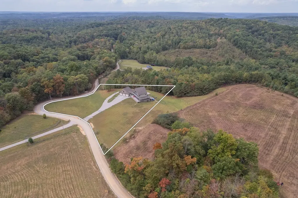 4700 Honey Creek Loop Road Robbins TN 37852