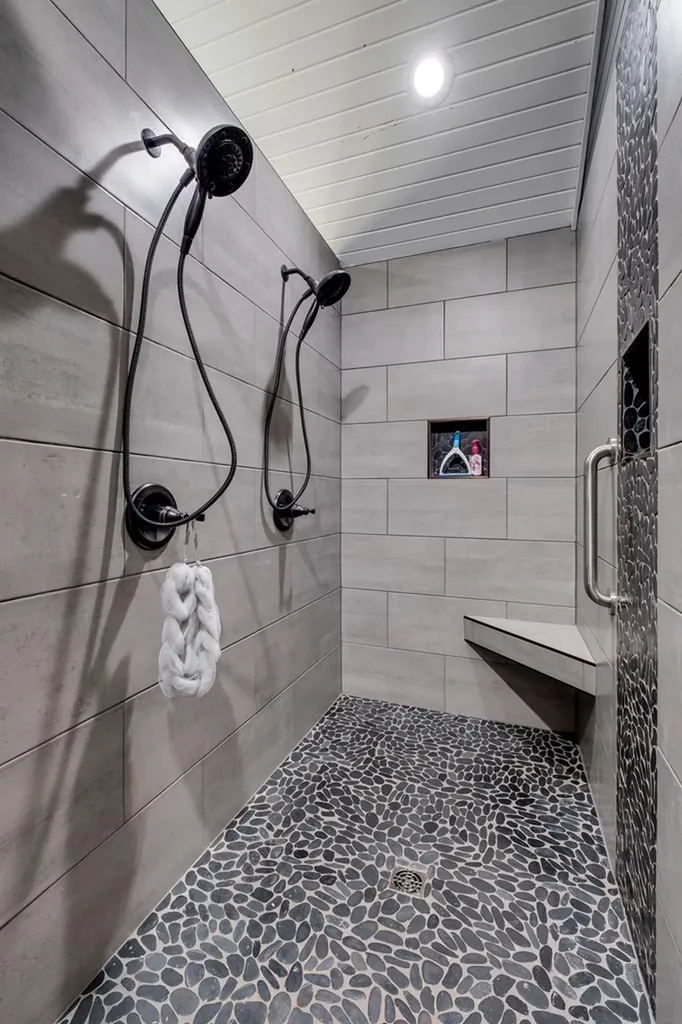 4700 Honey Creek Loop Road Robbins TN 37852