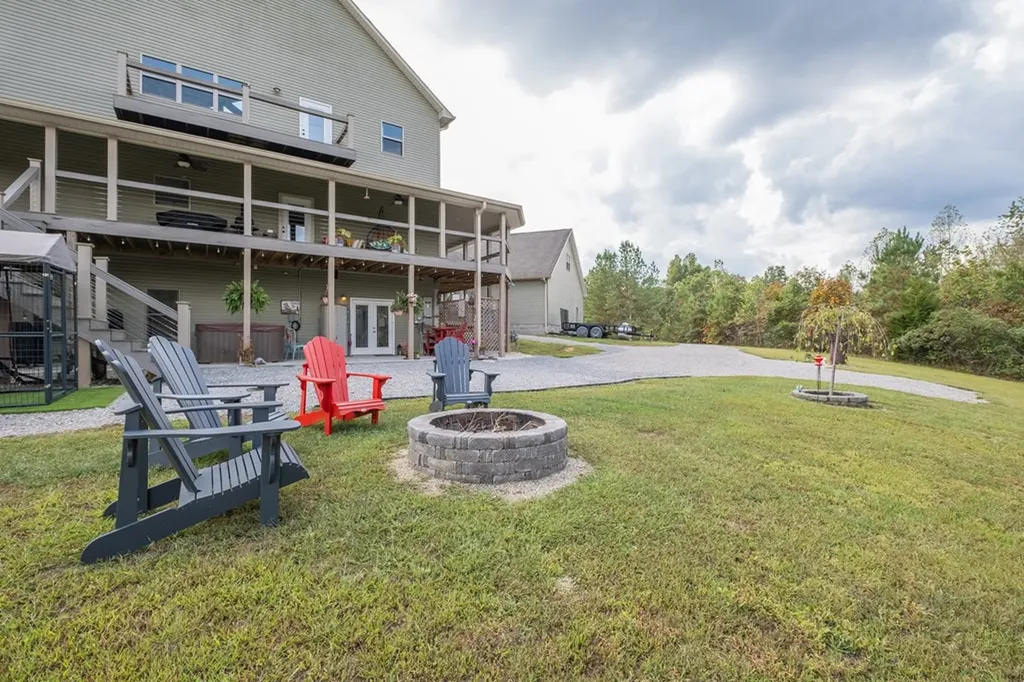 4700 Honey Creek Loop Road Robbins TN 37852