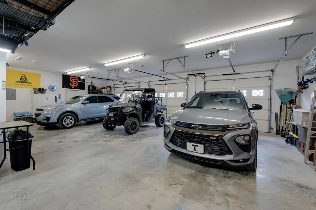 4700 Honey Creek Loop Road Robbins TN 37852