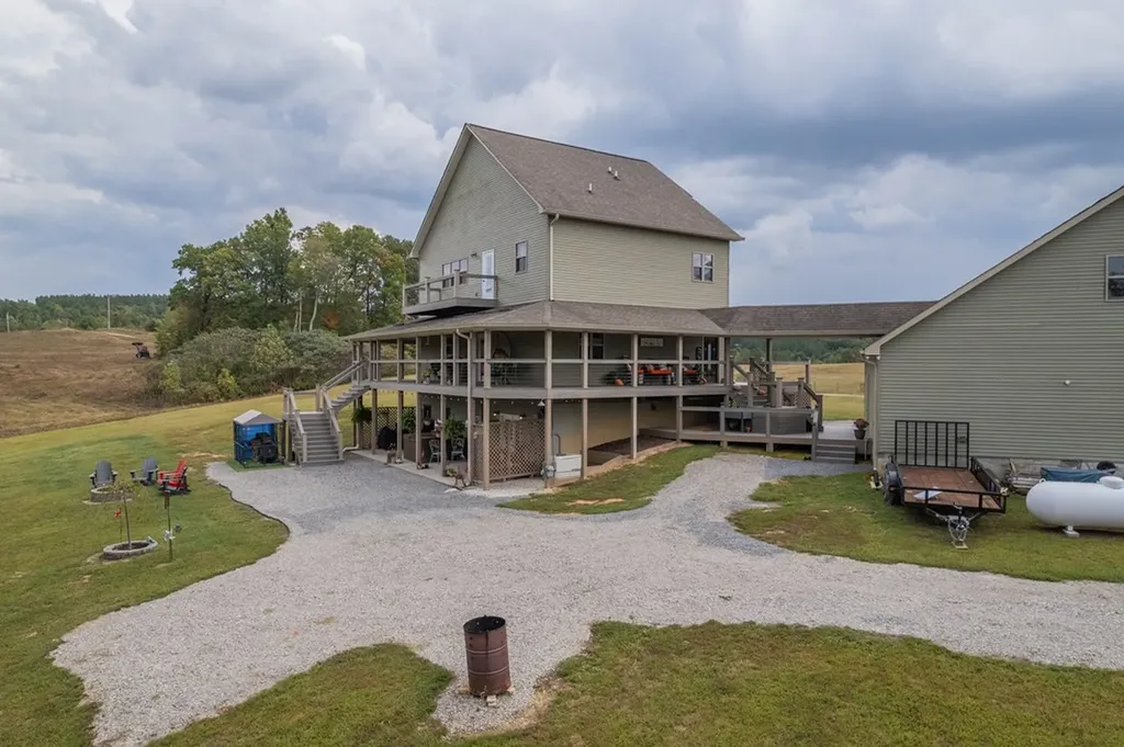 4700 Honey Creek Loop Road Robbins TN 37852