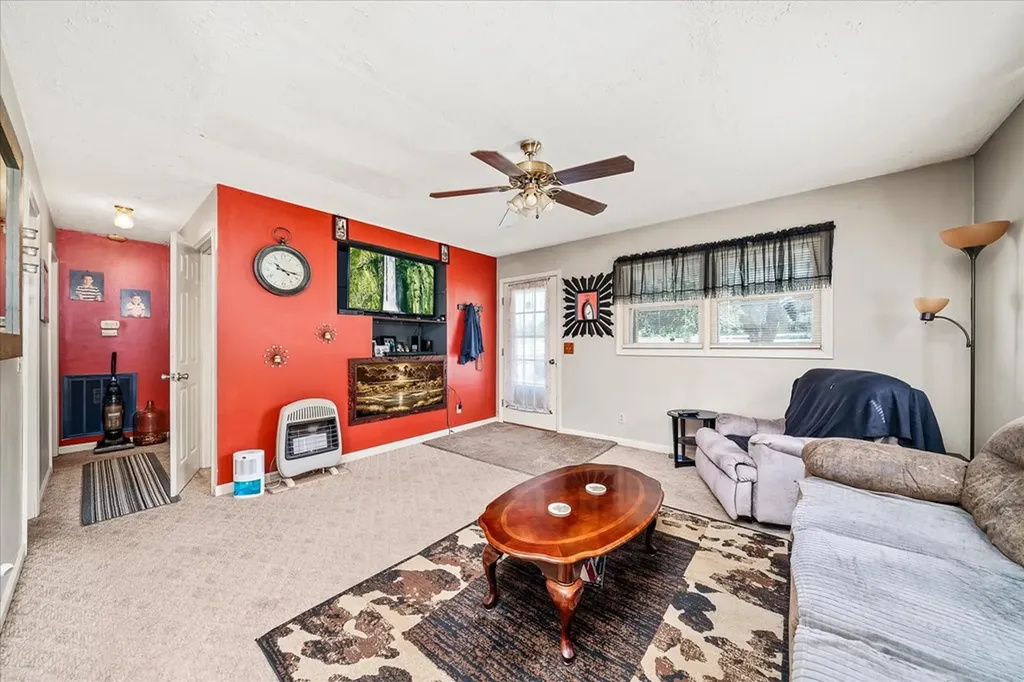 3049 Three Island Road Walling TN 38587