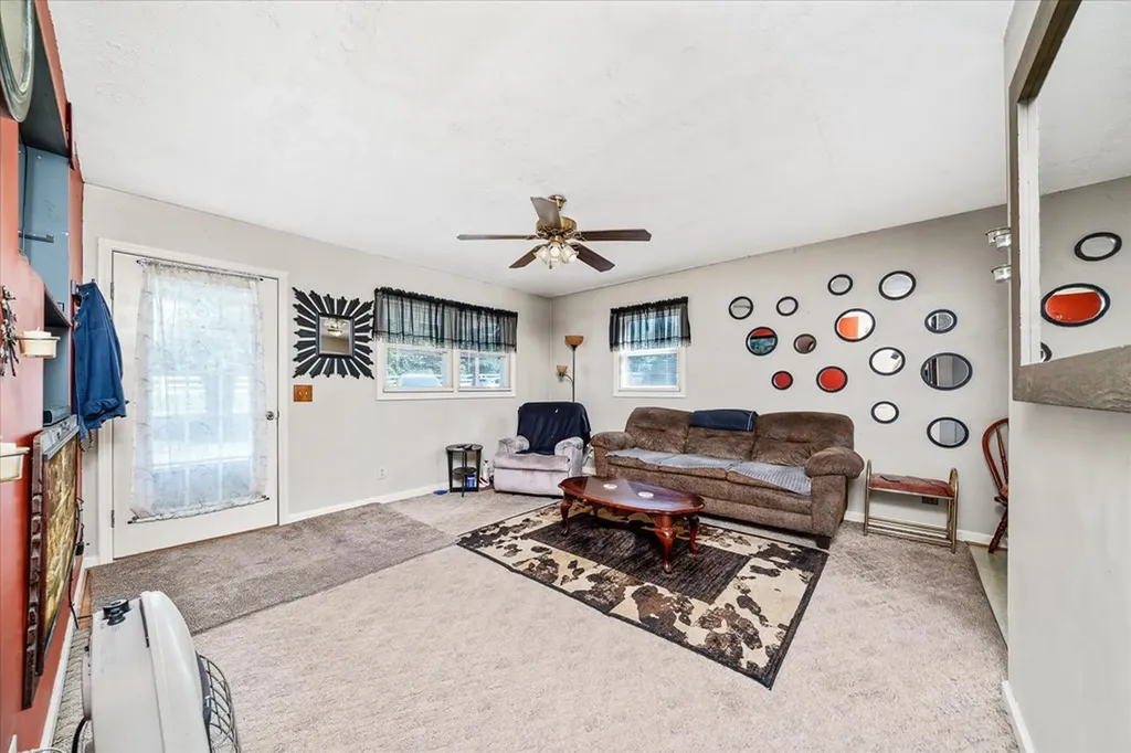 3049 Three Island Road Walling TN 38587