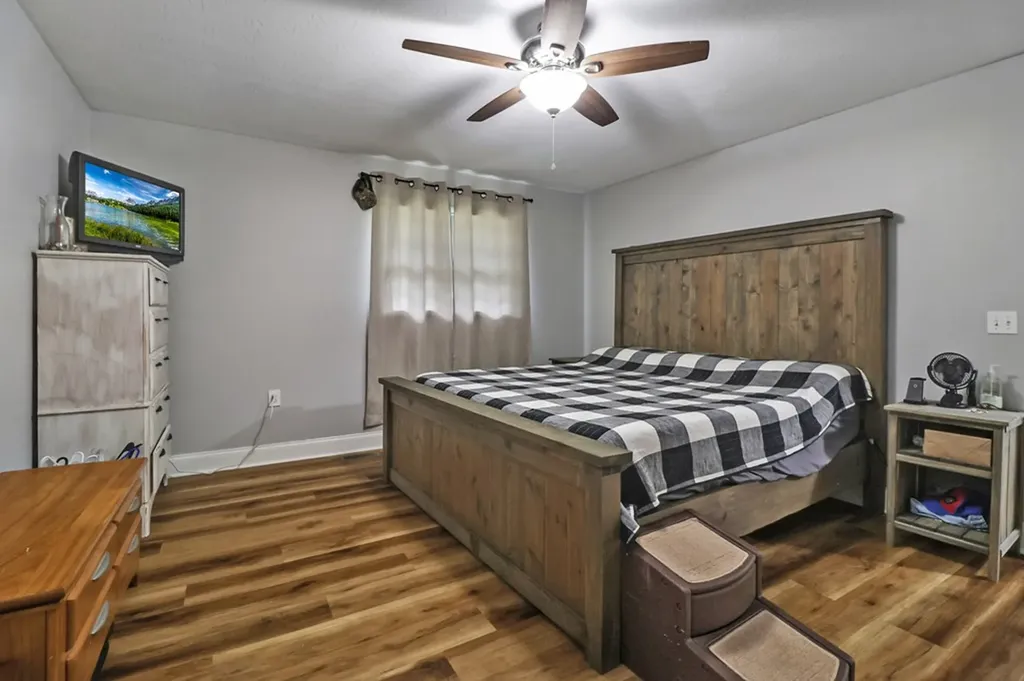 1011 Fox Ridge Drive Grimsley TN 38565