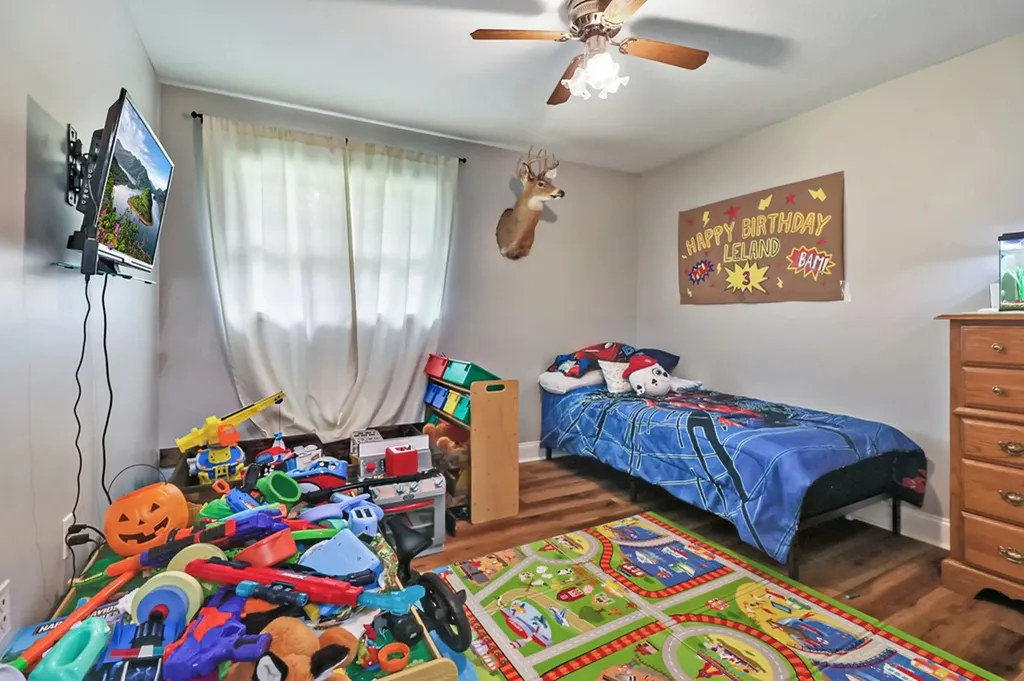 1011 Fox Ridge Drive Grimsley TN 38565