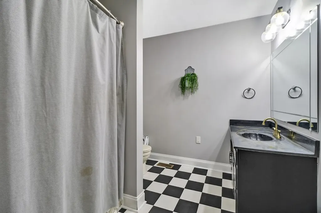 1011 Fox Ridge Drive Grimsley TN 38565