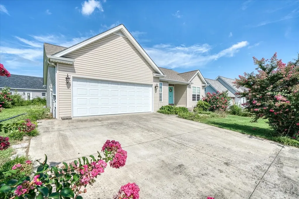 2018 Reserve Drive Cookeville TN 38506