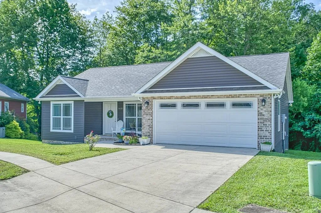 1625 Bobby Nichols Drive Cookeville TN 38506