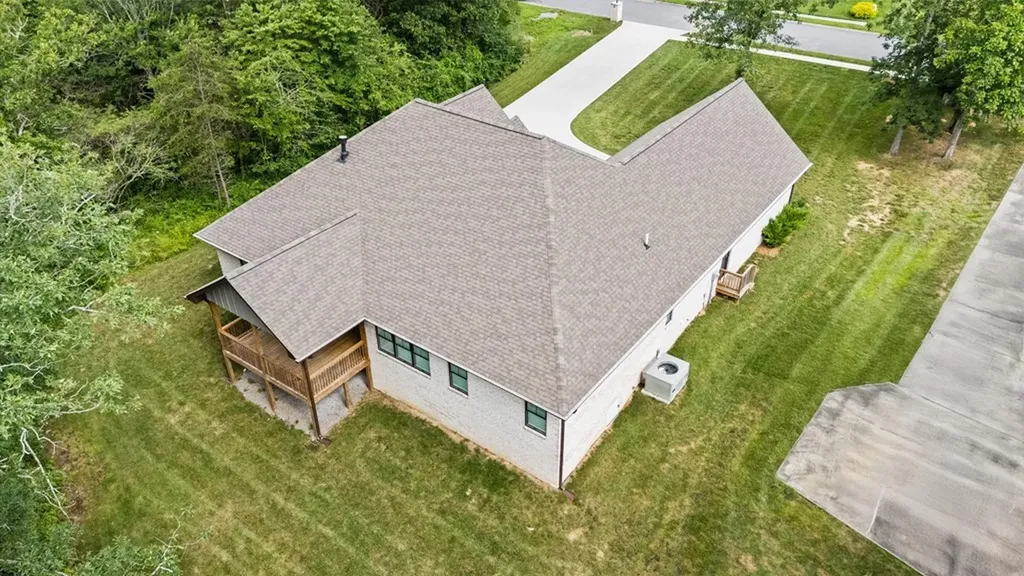 230 Tomlon Road Crossville TN 38555