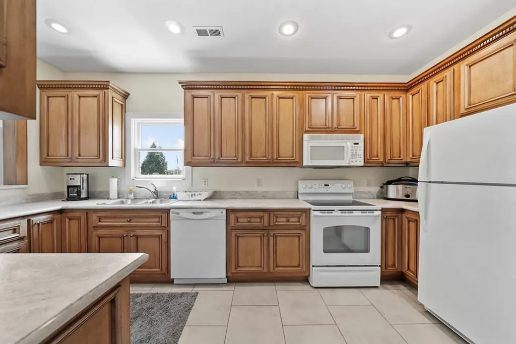 230 Tomlon Road Crossville TN 38555