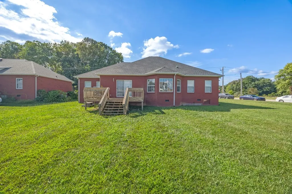 250 S Lovelady Drive Cookeville TN 38506