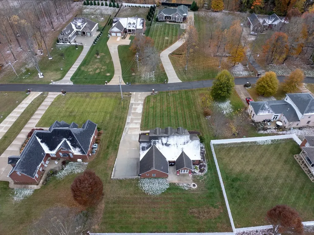 3516 Heritage Green Way Cookeville TN 38506