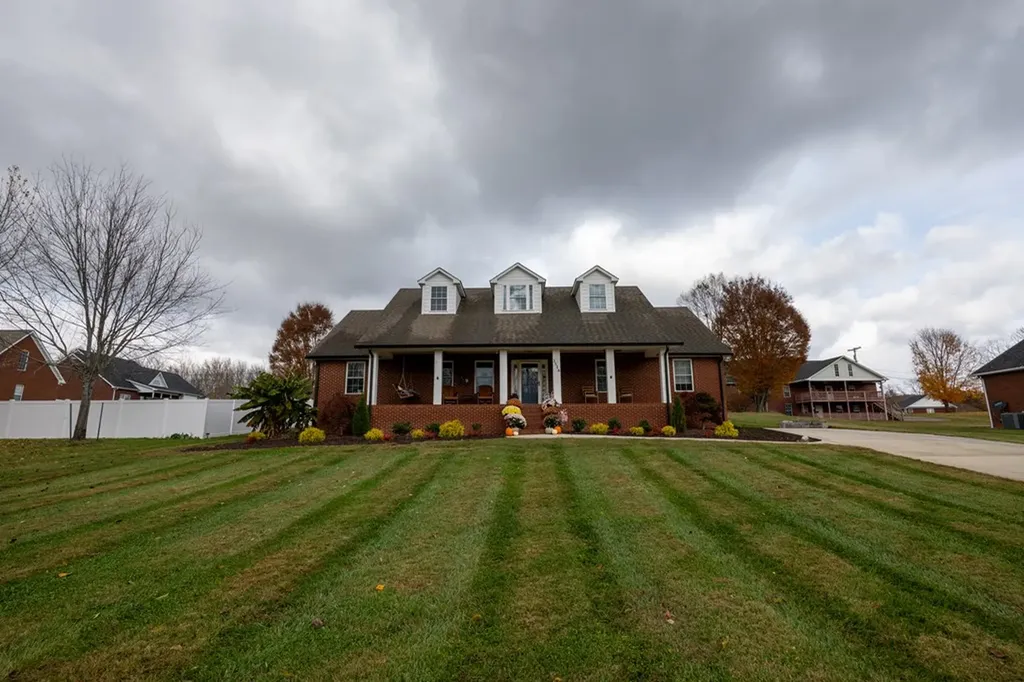 3516 Heritage Green Way Cookeville TN 38506