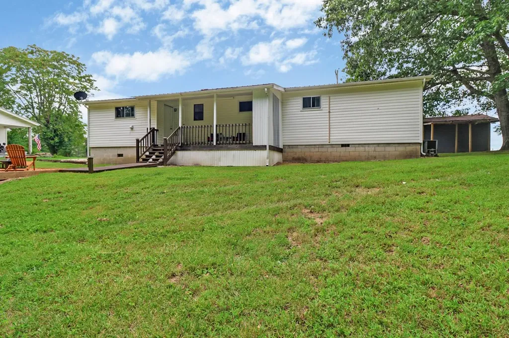 957 Allardt Highway Jamestown TN 38556