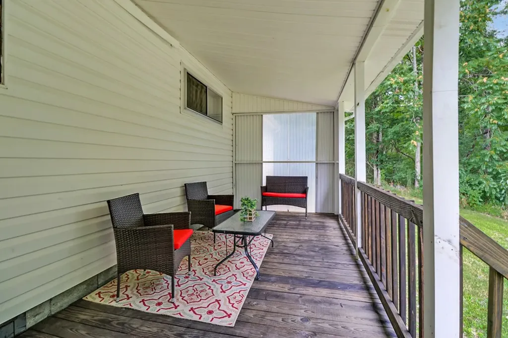 957 Allardt Highway Jamestown TN 38556