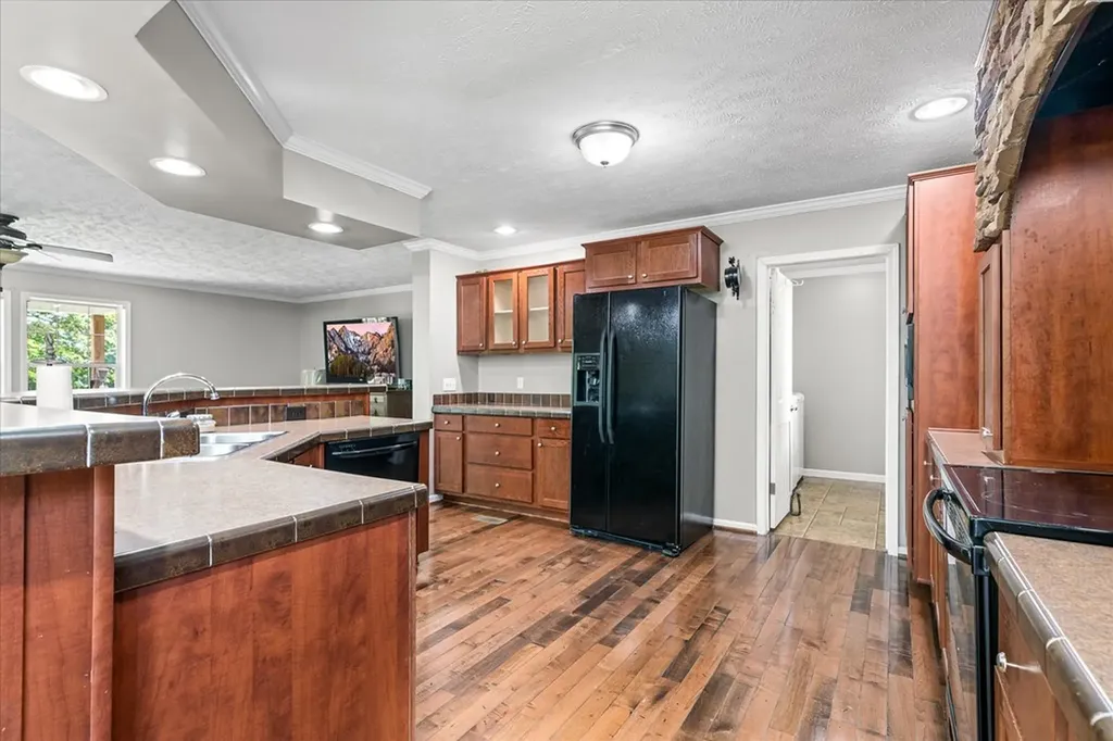 1130 York Highway Gainesboro TN 38562