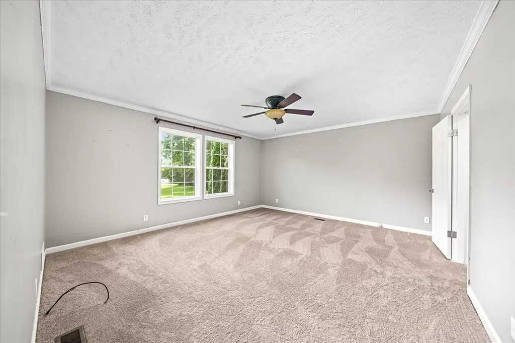 1130 York Highway Gainesboro TN 38562