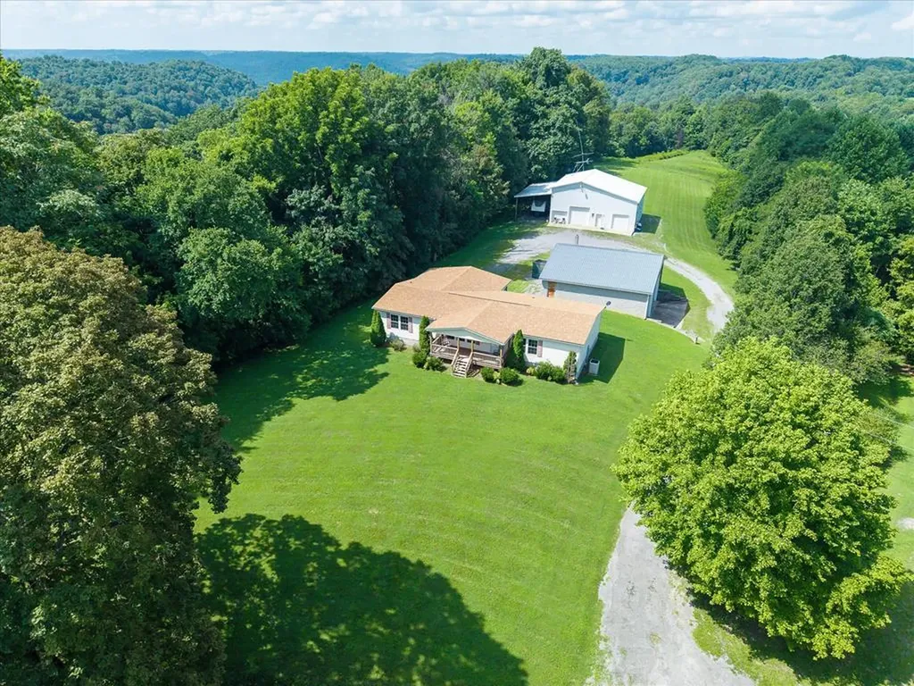 1130 York Highway Gainesboro TN 38562