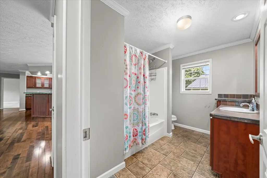 1130 York Highway Gainesboro TN 38562