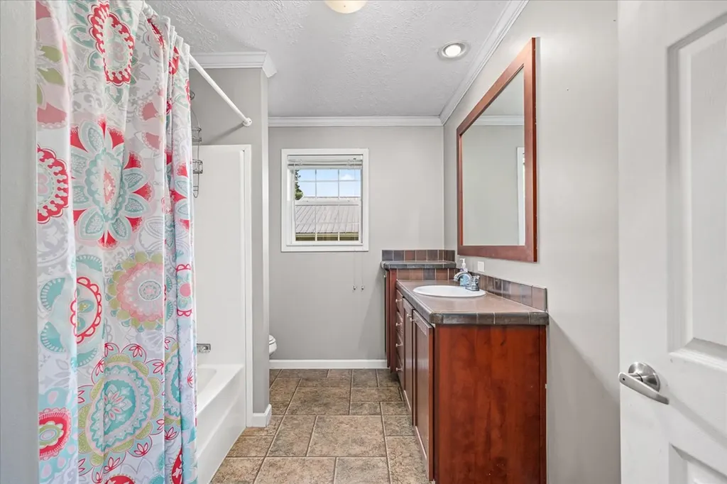 1130 York Highway Gainesboro TN 38562