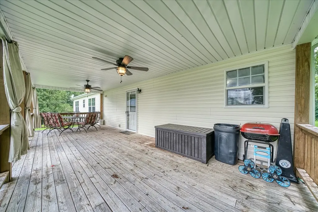 1130 York Highway Gainesboro TN 38562