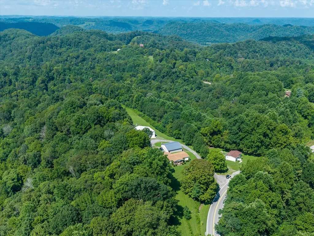 1130 York Highway Gainesboro TN 38562