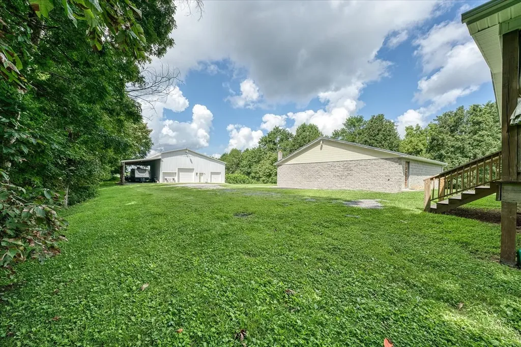 1130 York Highway Gainesboro TN 38562