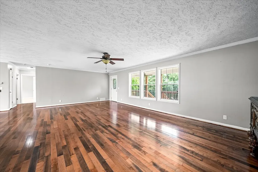 1130 York Highway Gainesboro TN 38562