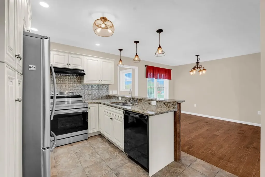 6006 S York Clarkrange TN 38553