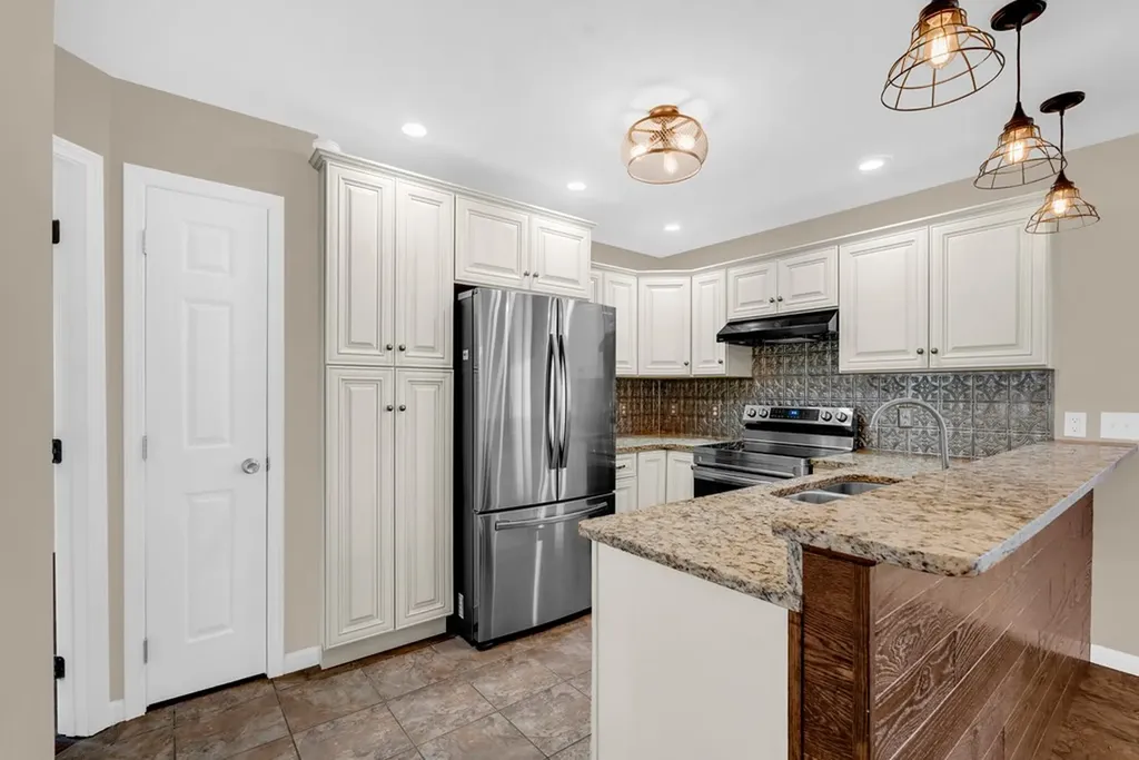 6006 S York Clarkrange TN 38553