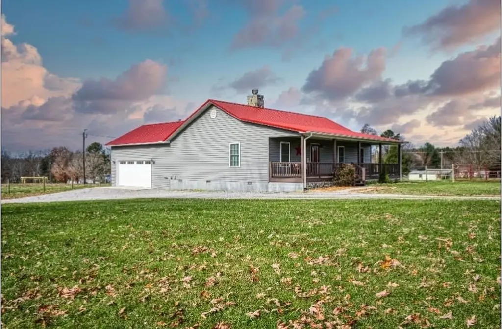 6006 S York Clarkrange TN 38553