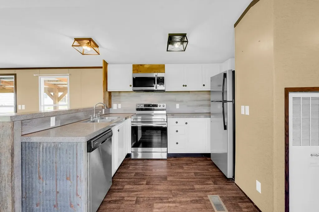 6006 S York Clarkrange TN 38553