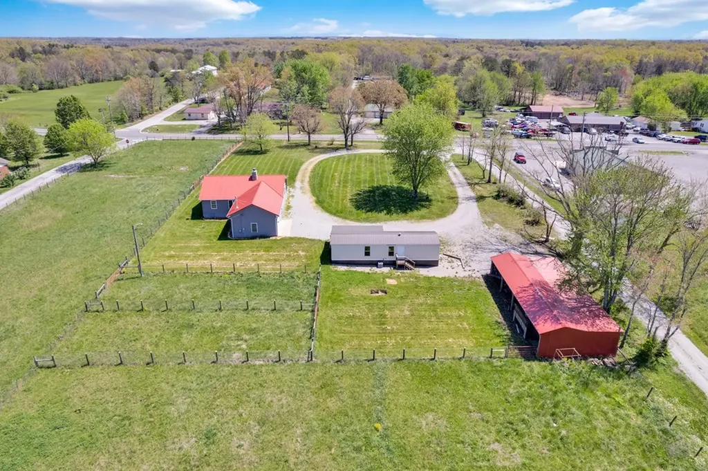 6006 S York Clarkrange TN 38553