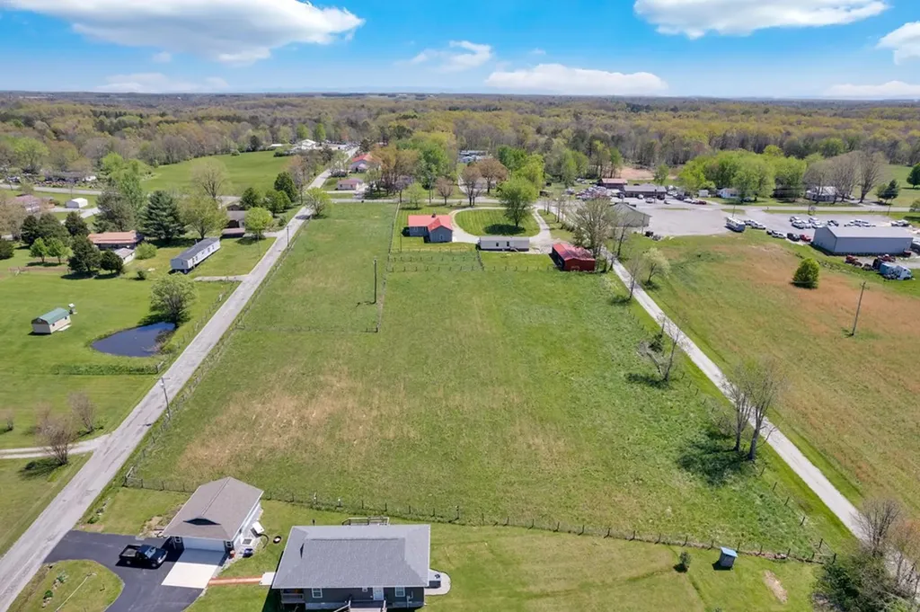 6006 S York Clarkrange TN 38553