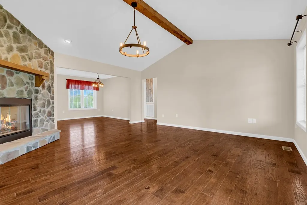 6006 S York Clarkrange TN 38553