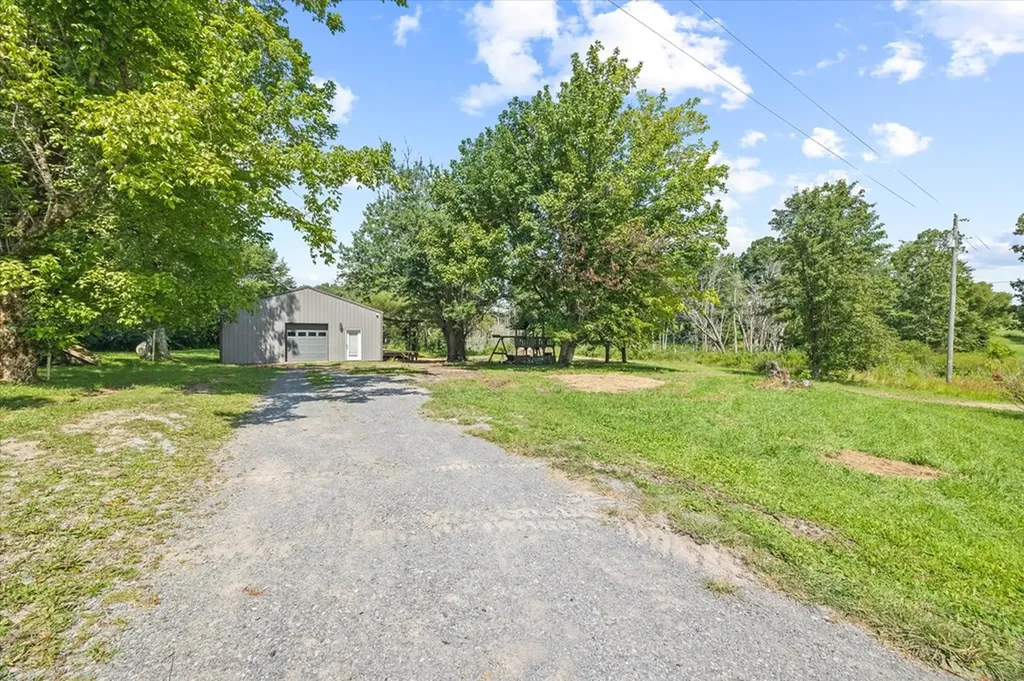 4357 Old State Highway 111 Spencer TN 38585