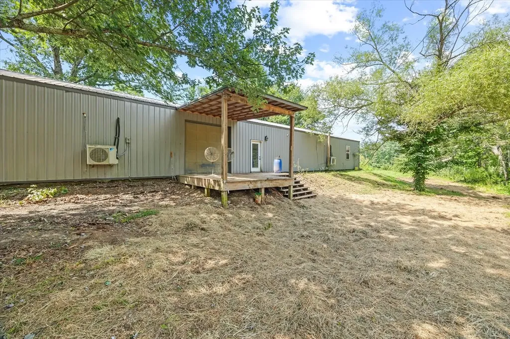 4357 Old State Highway 111 Spencer TN 38585