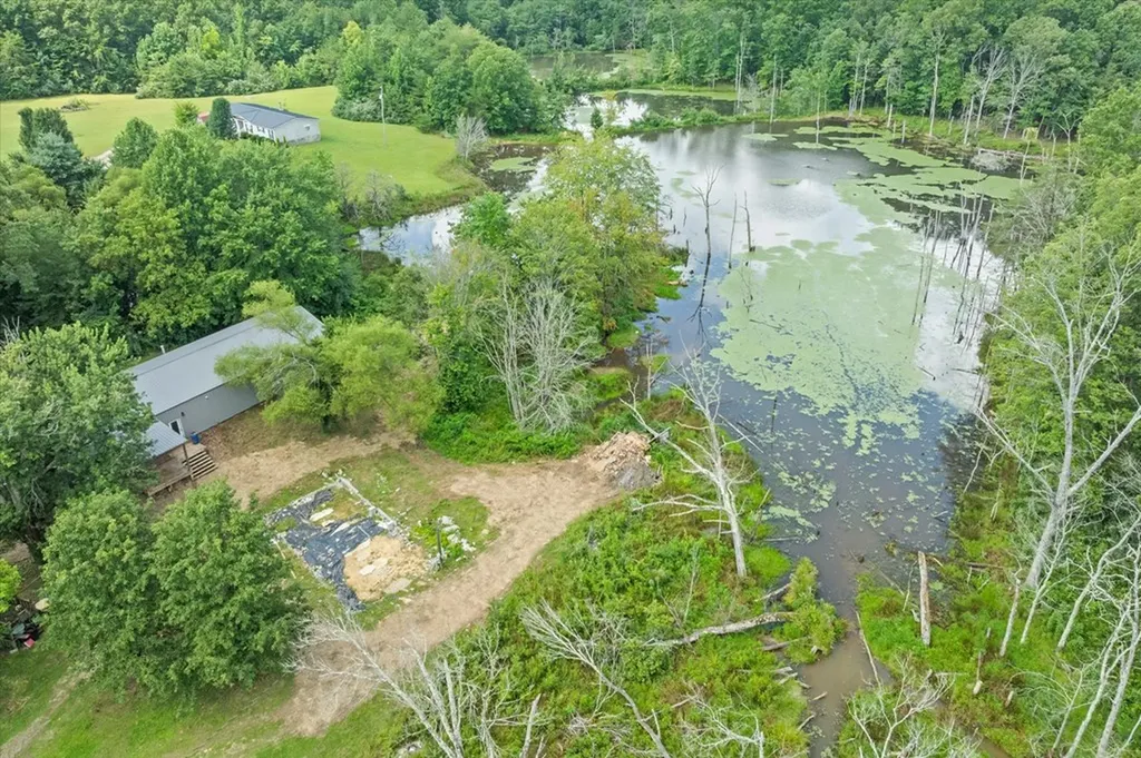 4357 Old State Highway 111 Spencer TN 38585