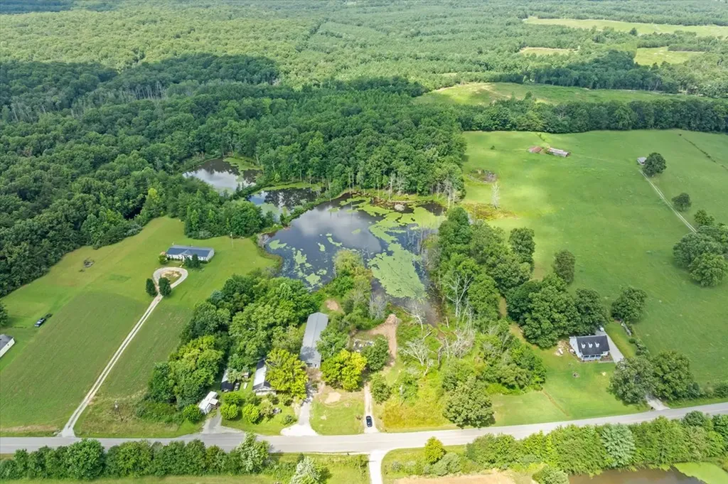 4357 Old State Highway 111 Spencer TN 38585