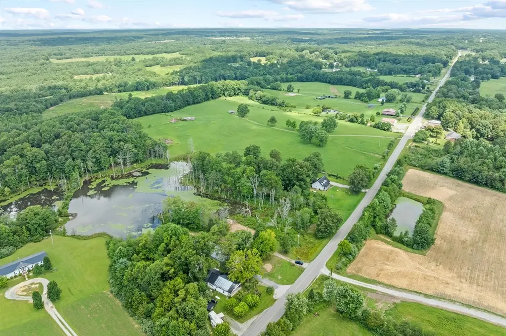 4357 Old State Highway 111 Spencer TN 38585