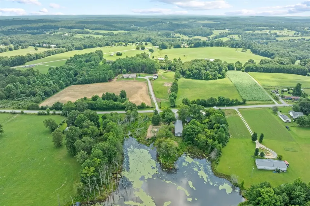 4357 Old State Highway 111 Spencer TN 38585