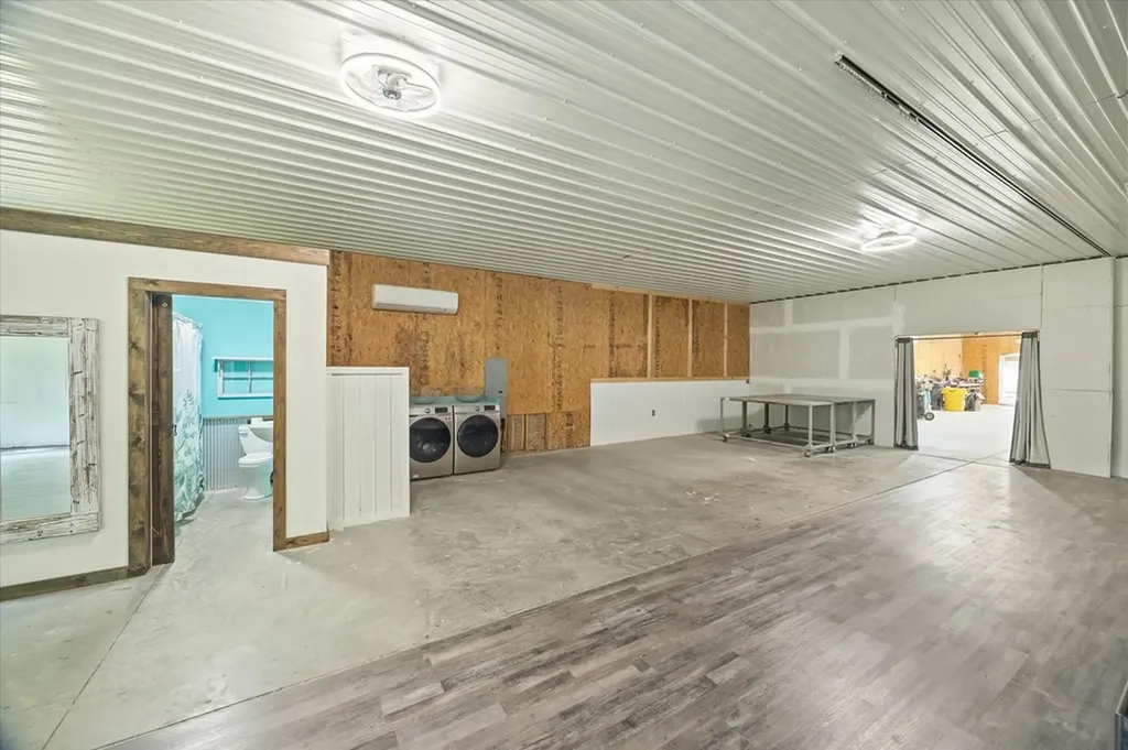 4357 Old State Highway 111 Spencer TN 38585