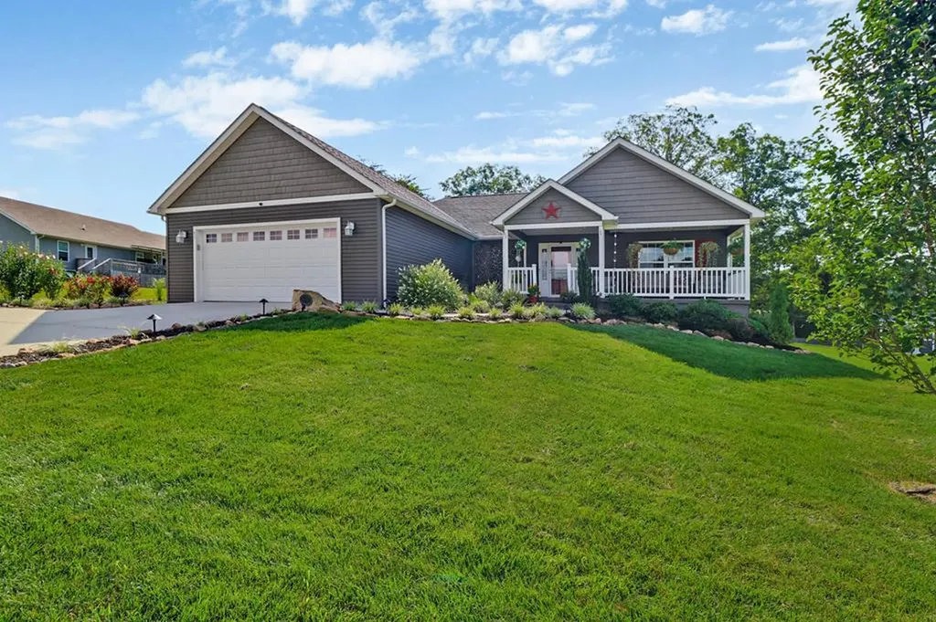 41 Whitetail Run Crossville TN 38555