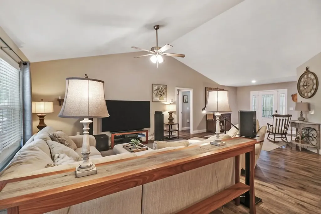 41 Whitetail Run Crossville TN 38555