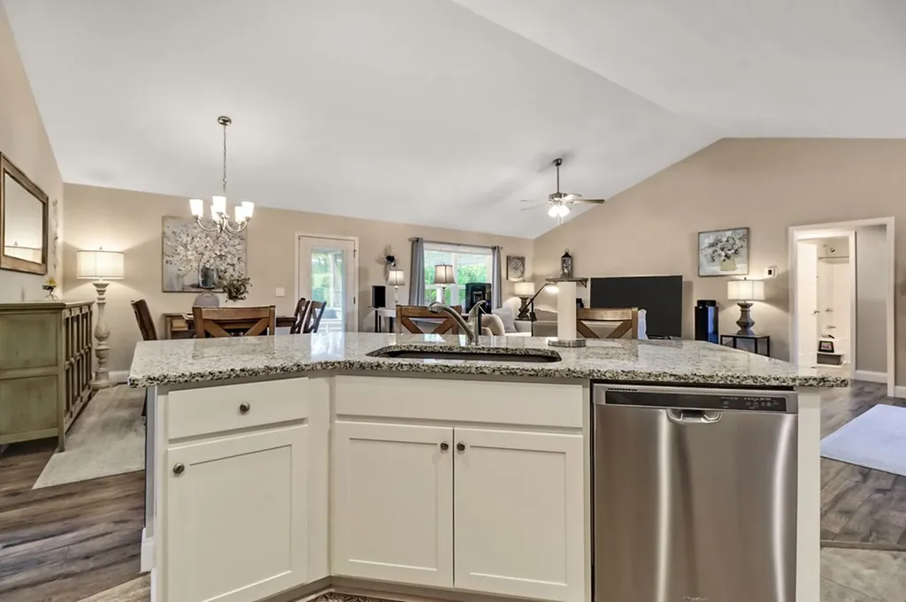 41 Whitetail Run Crossville TN 38555