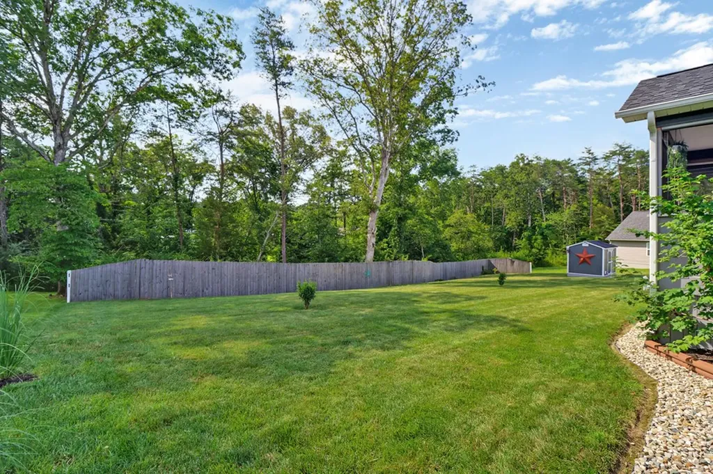 41 Whitetail Run Crossville TN 38555