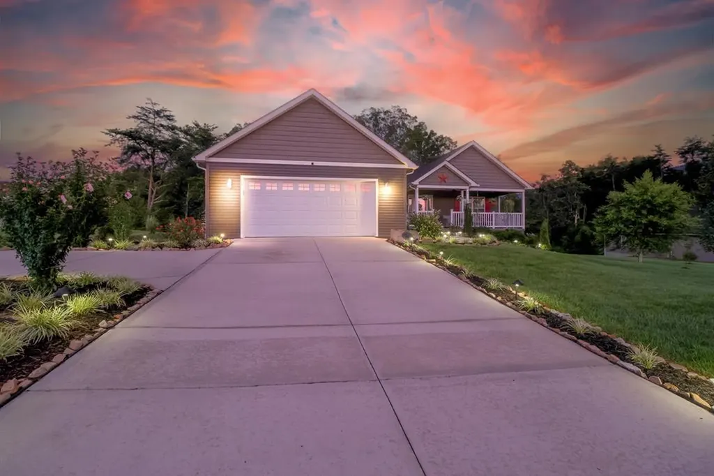 41 Whitetail Run Crossville TN 38555