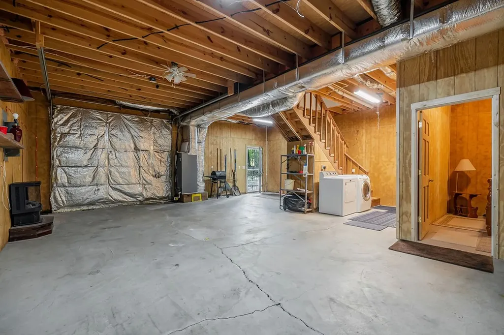 308 Cosby Parris Byrdstown TN 38549