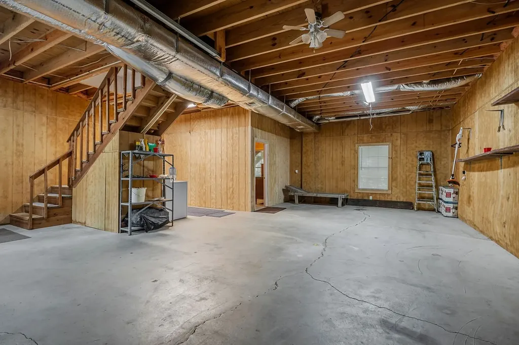 308 Cosby Parris Byrdstown TN 38549