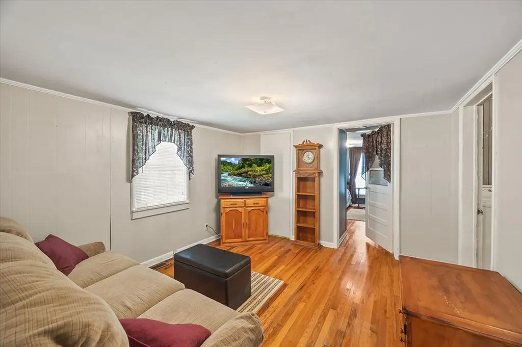 710 Oakland Park Drive Livingston TN 38570